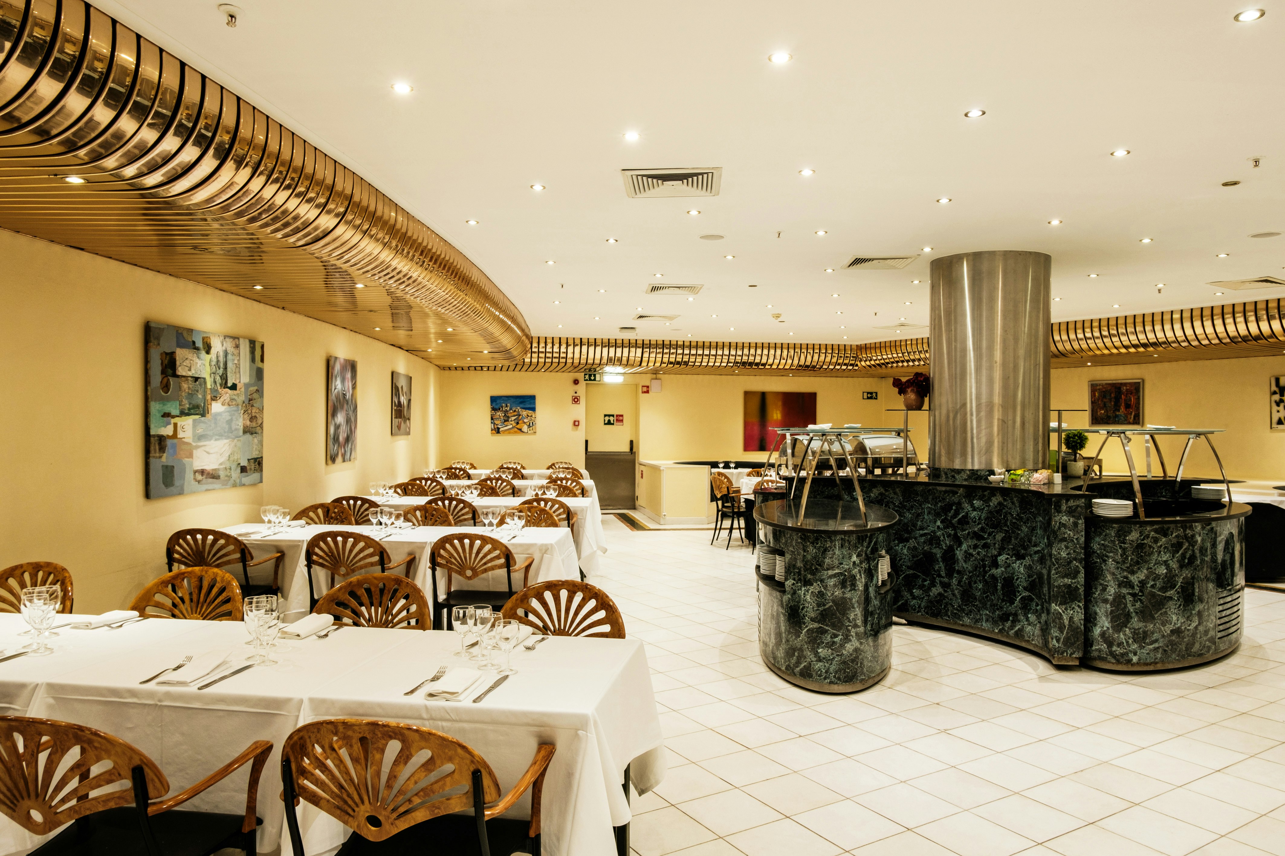 Hotel Holiday Inn Lisboa Continental 13/75