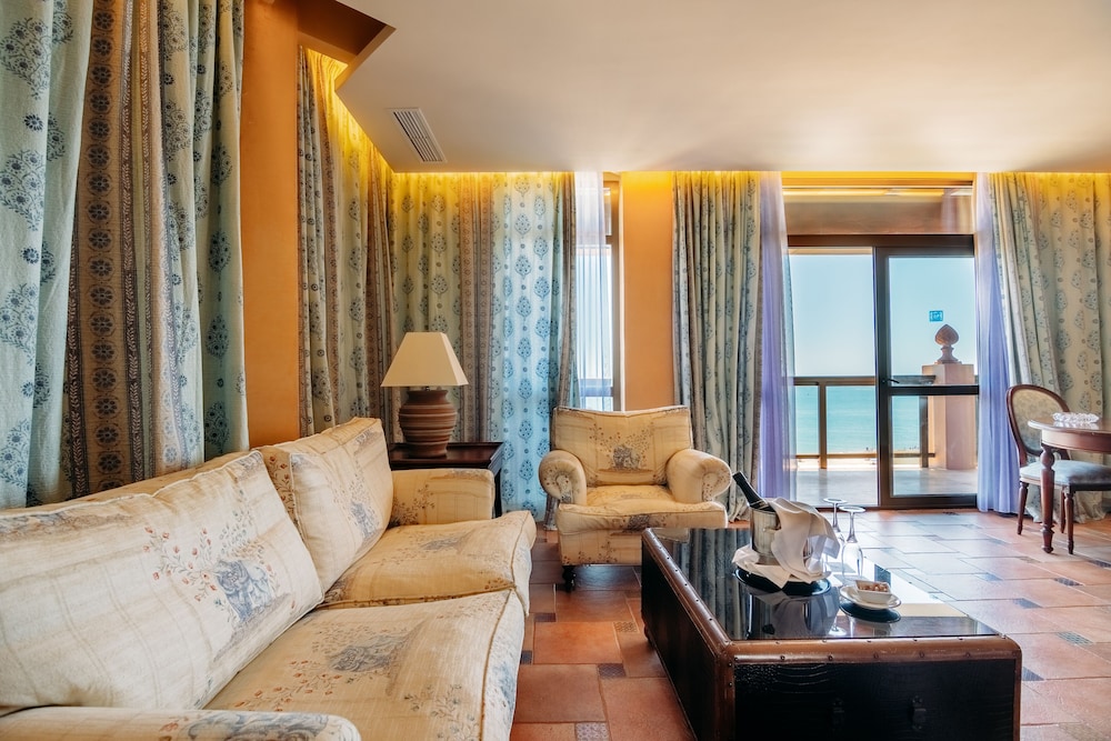 MS Amaragua Hotel & Convention Center 32/49