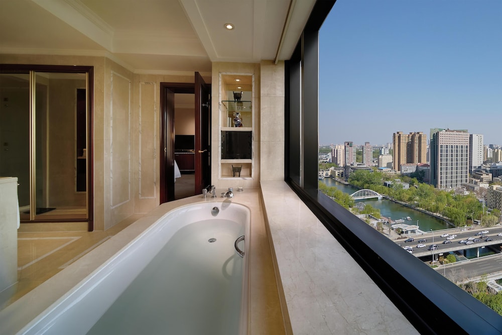 The Kunlun Beijing 38/74