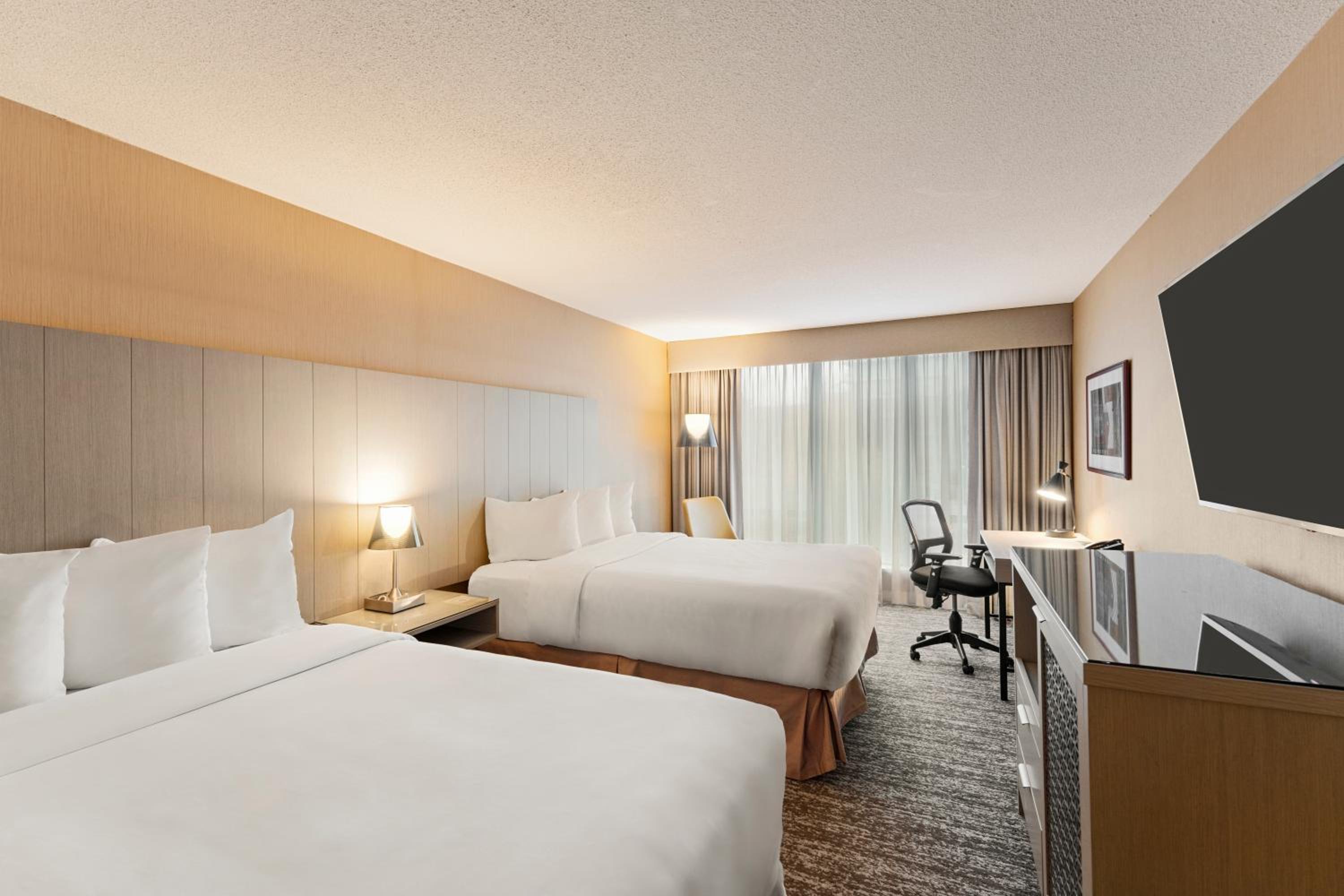 Plaza, 2 Double Beds