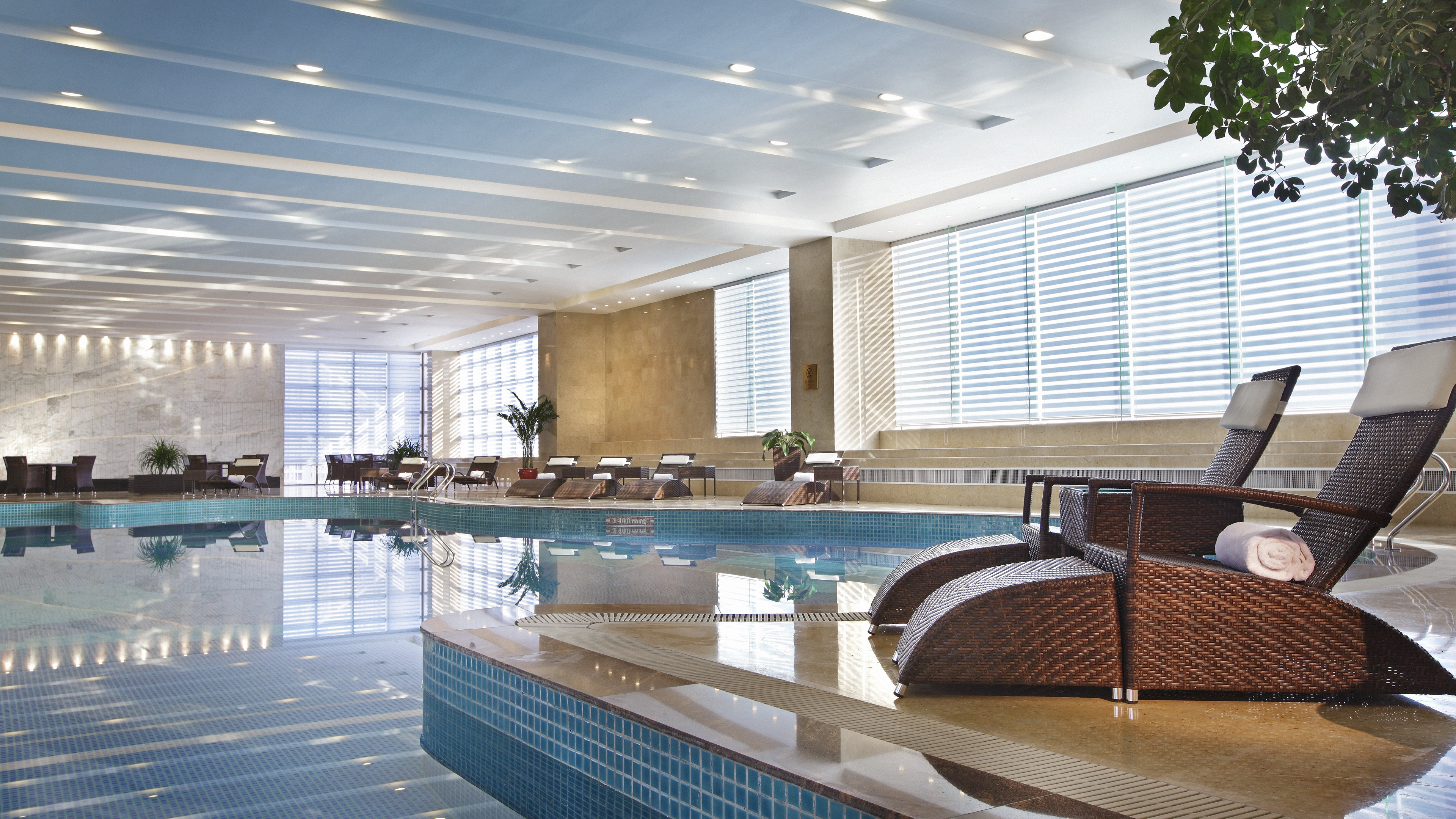 Crowne Plaza Yantai Seaview 37/82