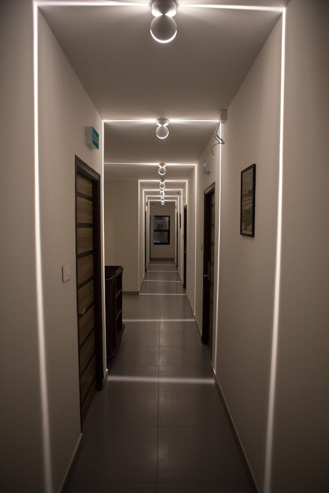Vihaari 24 Business Hotel 36/57
