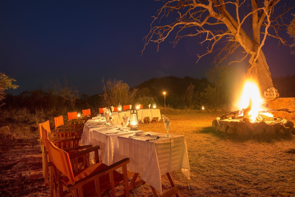 TSHUKUDU BUSH LODGE 43/49