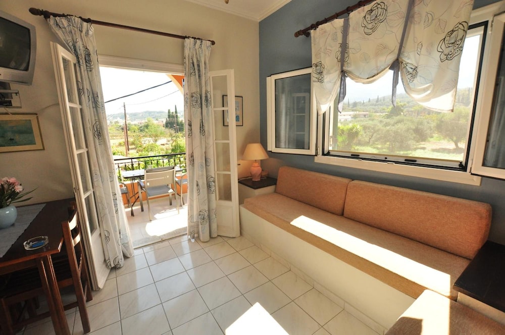 Elena Apartments 9/30