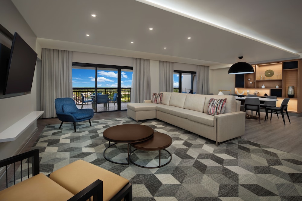 Disneys Contemporary Resort 26/50