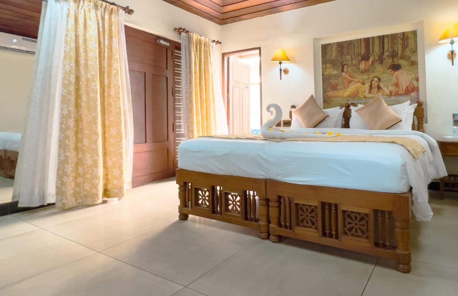 Pool, Villa, King Bed