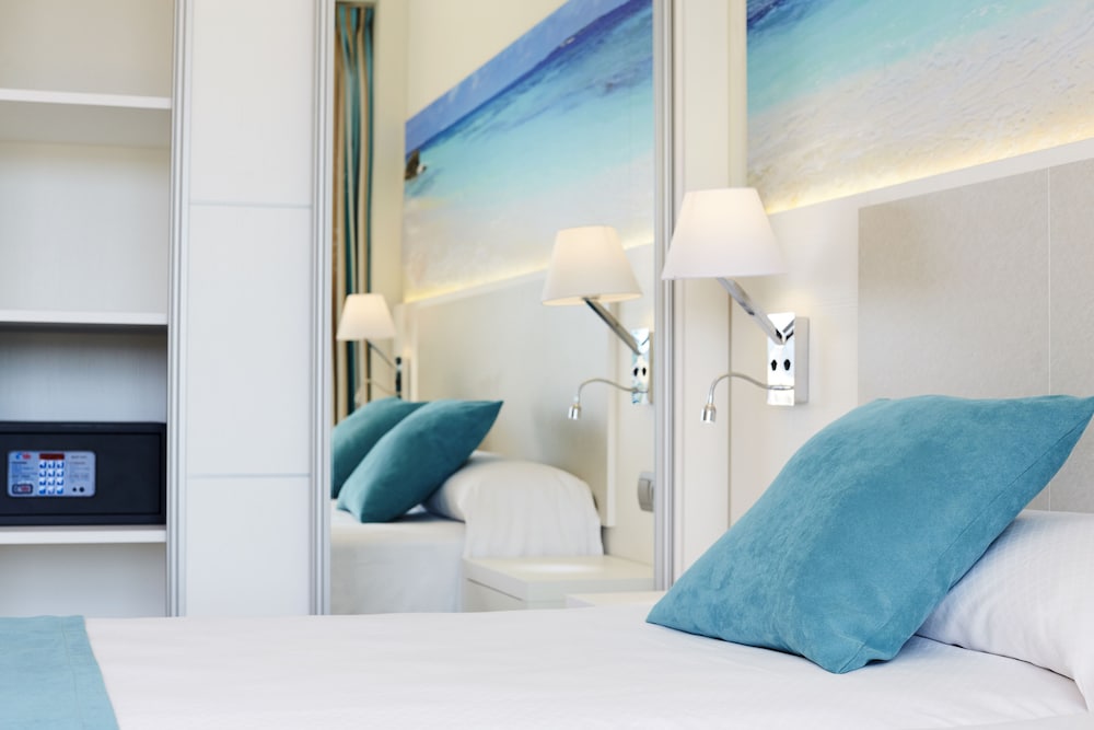因维萨埃斯普拉酒店(Invisa Hotel Es Pla - Adults Only) 图片3