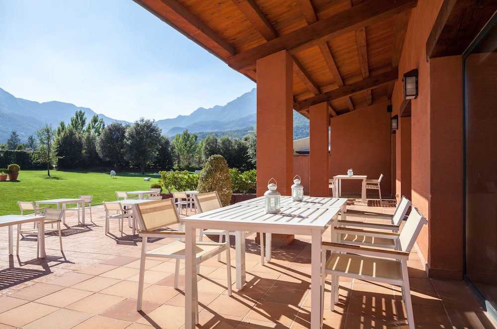 Hotel Vall de Bas 42/55