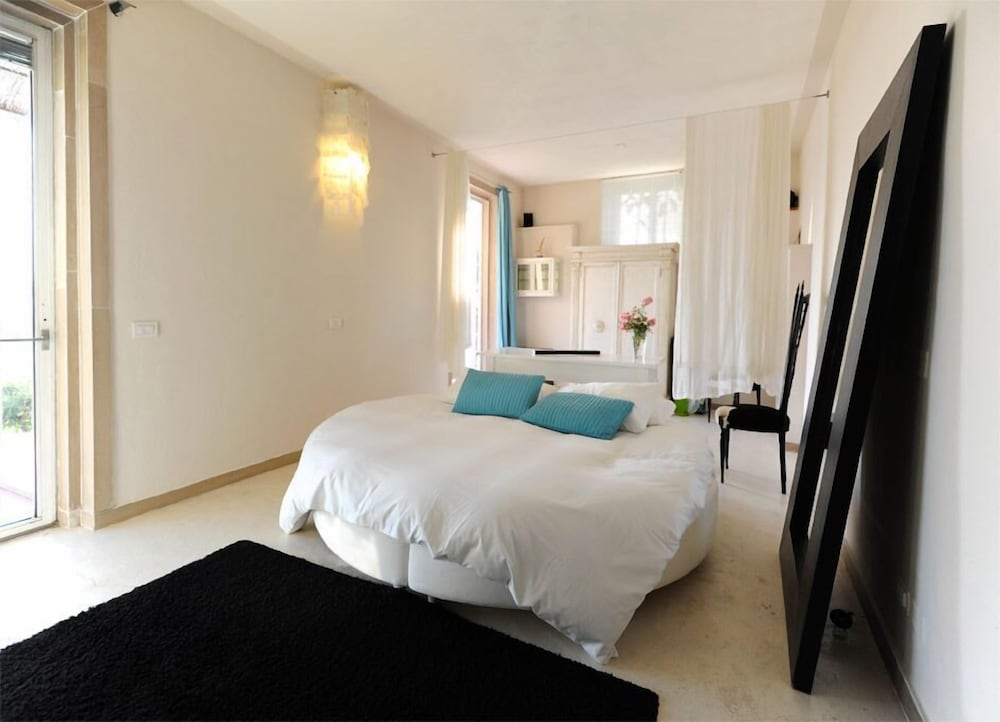Relais Del Lago 11/61