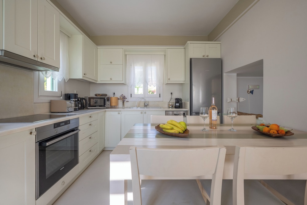 VALEA VILLA NAXOS 30/41