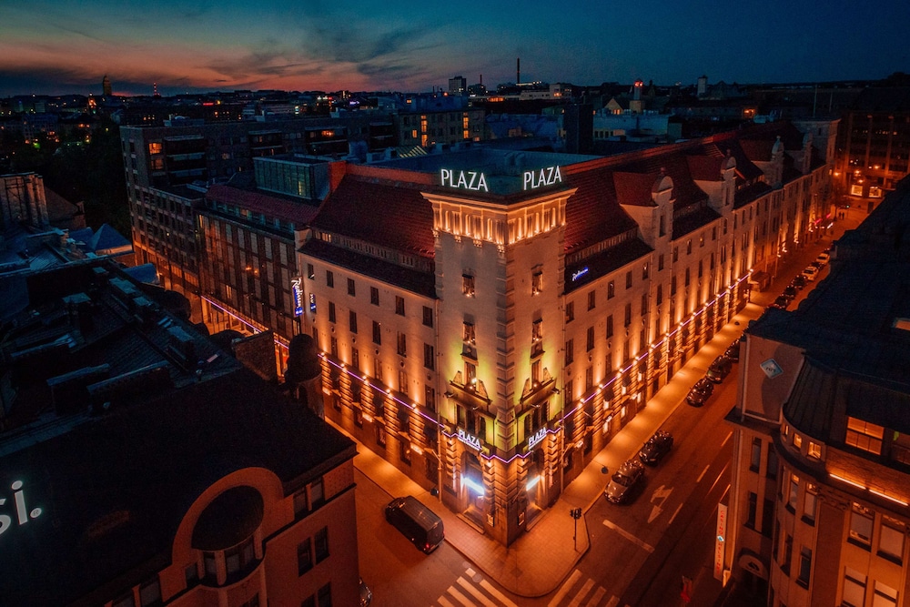 Radisson Blu Plaza Helsinki in HELSINKI