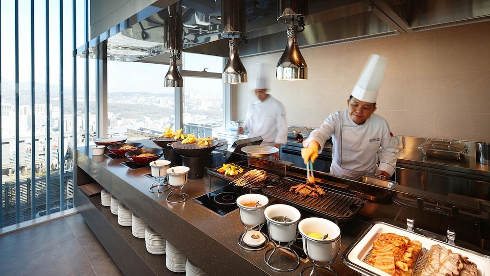 LOTTE CITY HOTEL MYEONGDONG 52/71