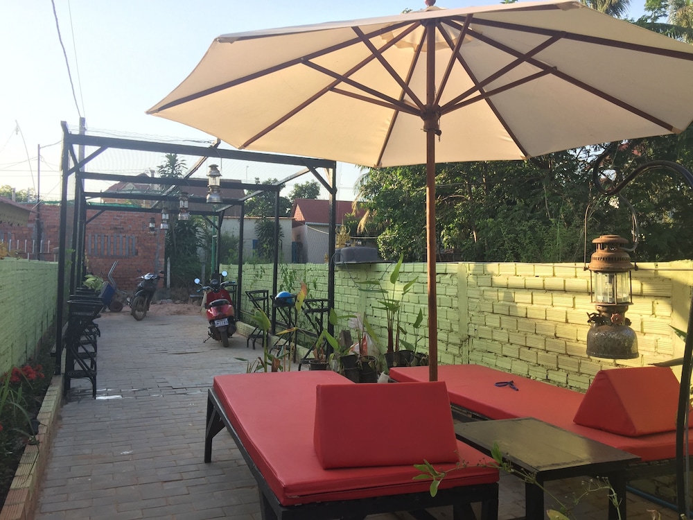 Relax And Resort Angkor Guesthouse 22/34