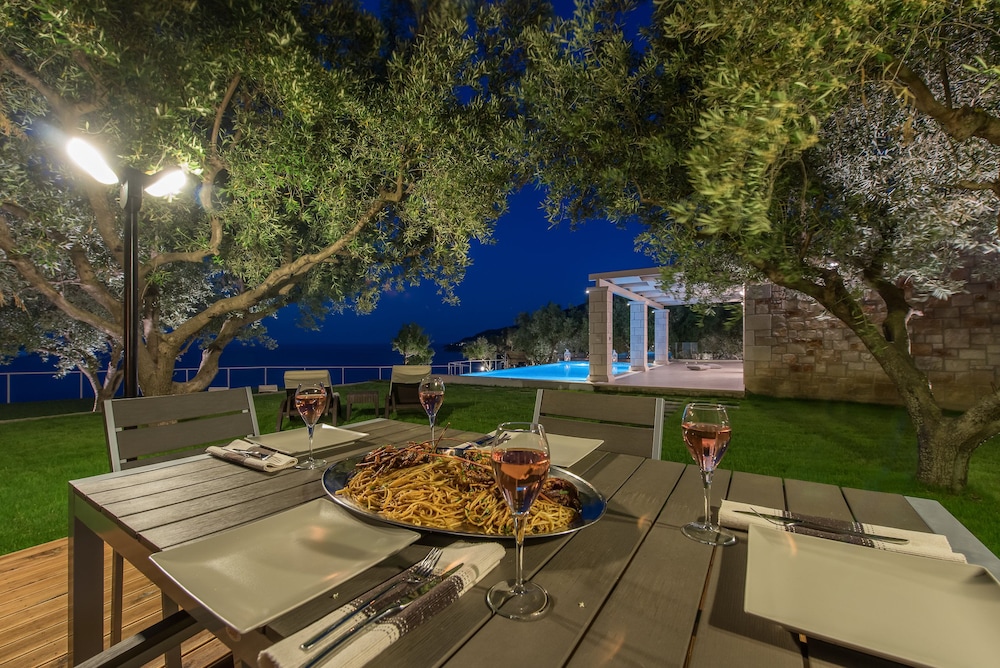 Avra Luxury Villa 26/50
