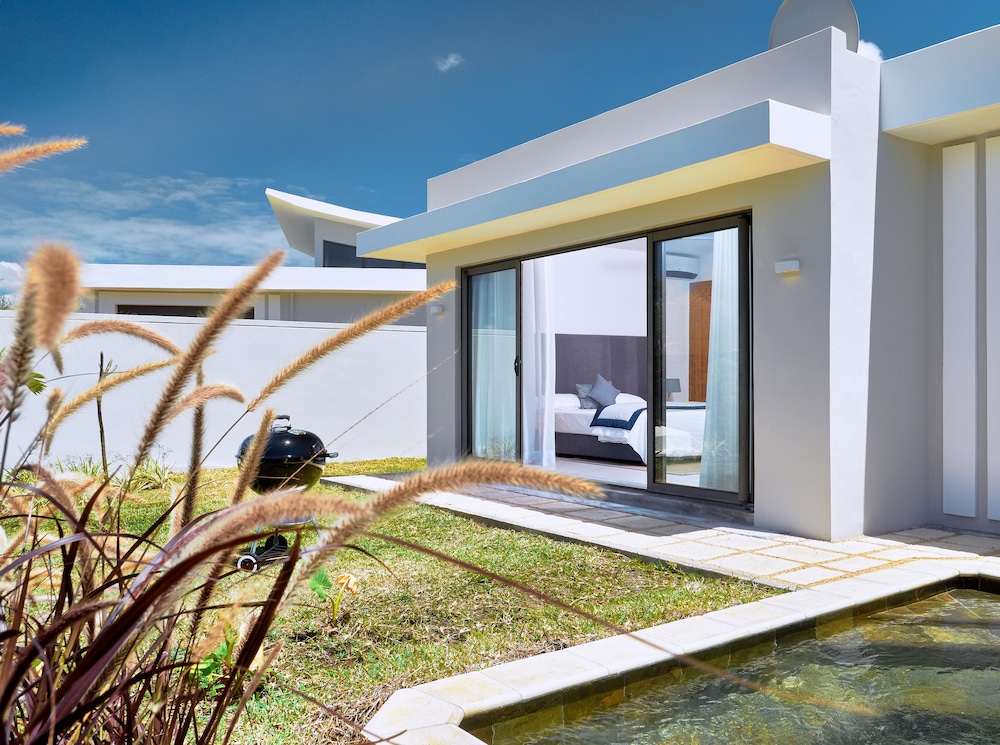Corail Bleu Private Pool Garden Villas By Lov 19/25