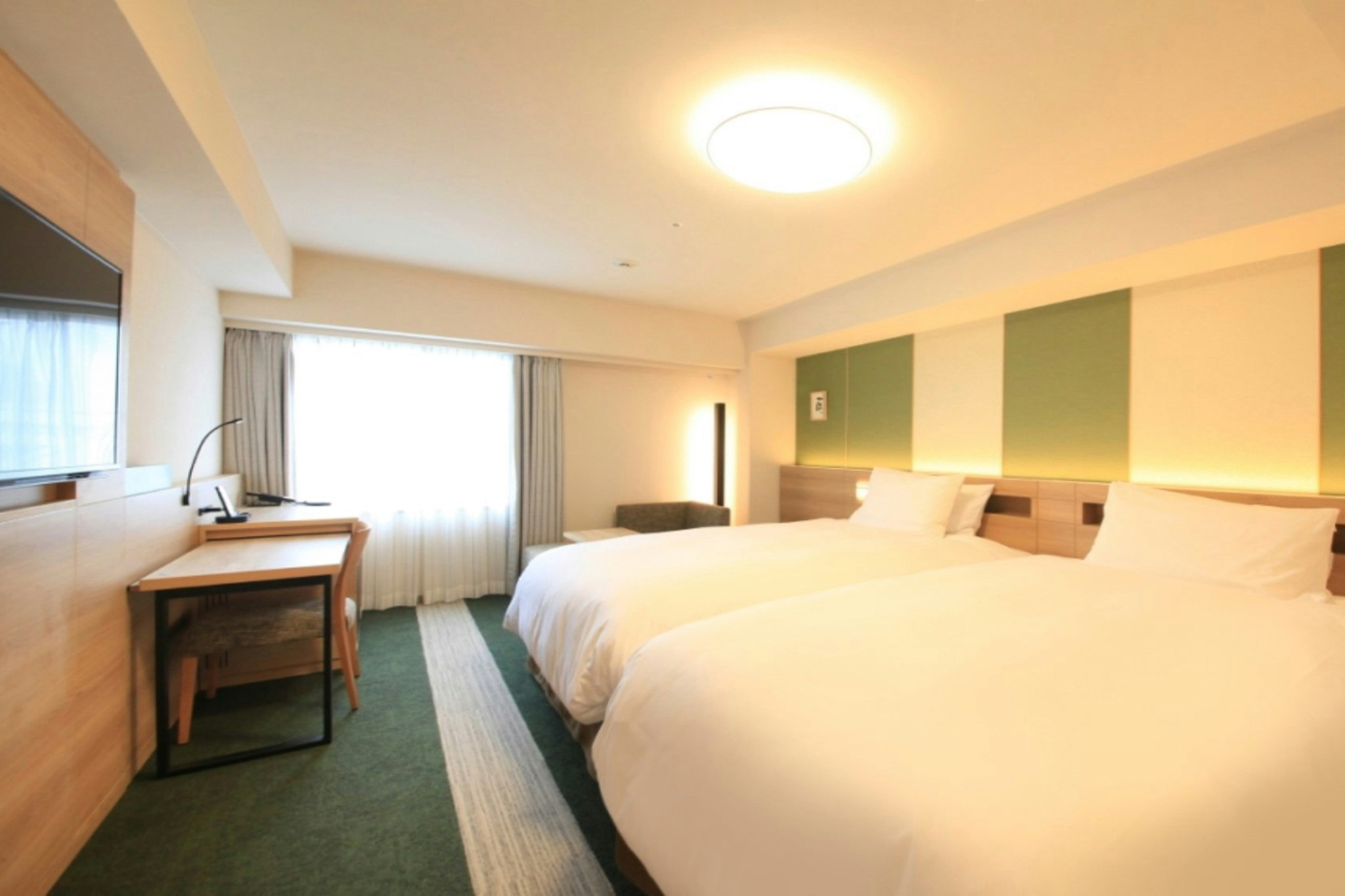 Moderate, Twin Beds