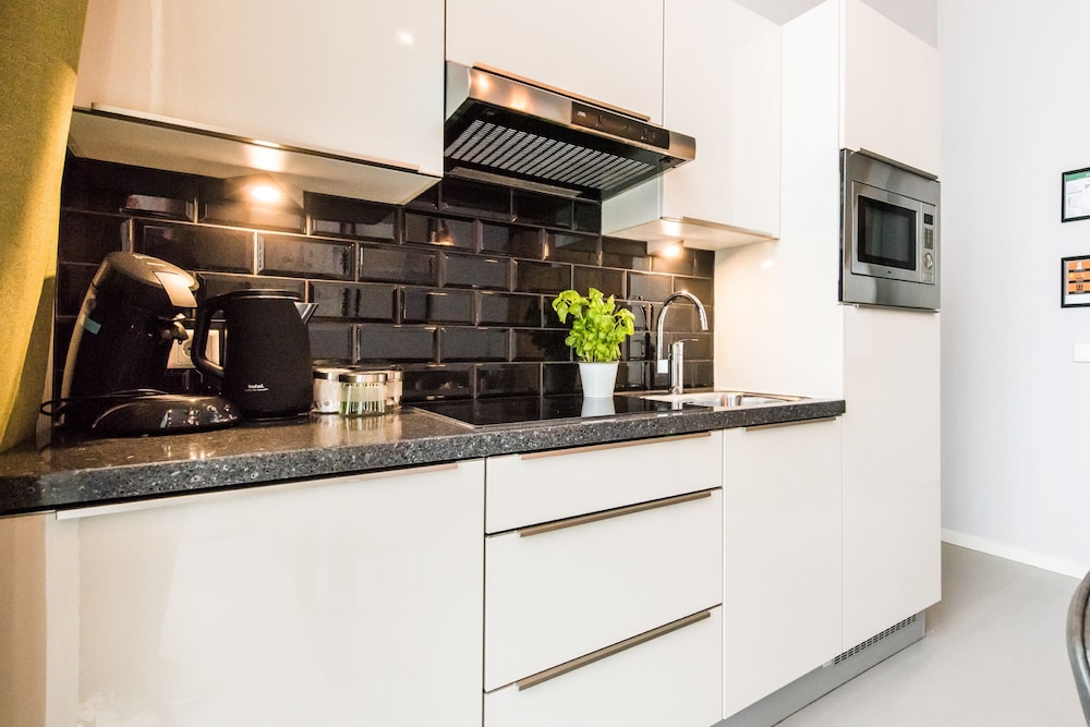 Short Stay Group Eastern Docklands Apartments 1/50