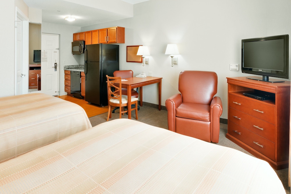 Candlewood Suites Hazleton 12/46