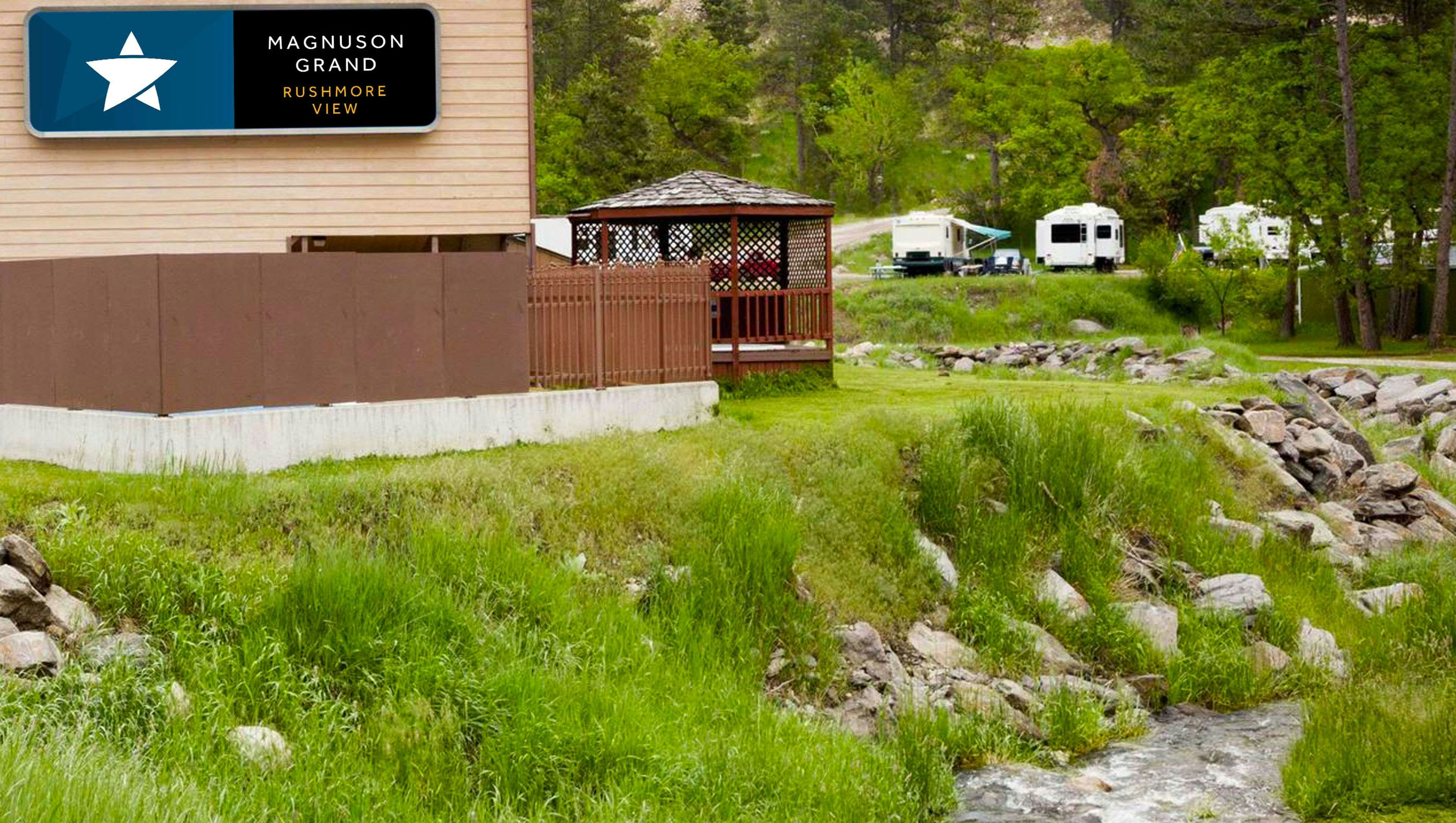Magnuson Grand Rushmore View Extravelodge Mt Rushmore Keystone 11/12