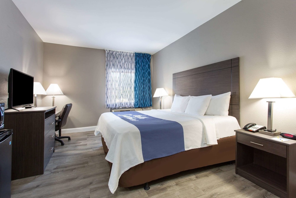 Days Inn by Wyndham Chesapeake 16/45