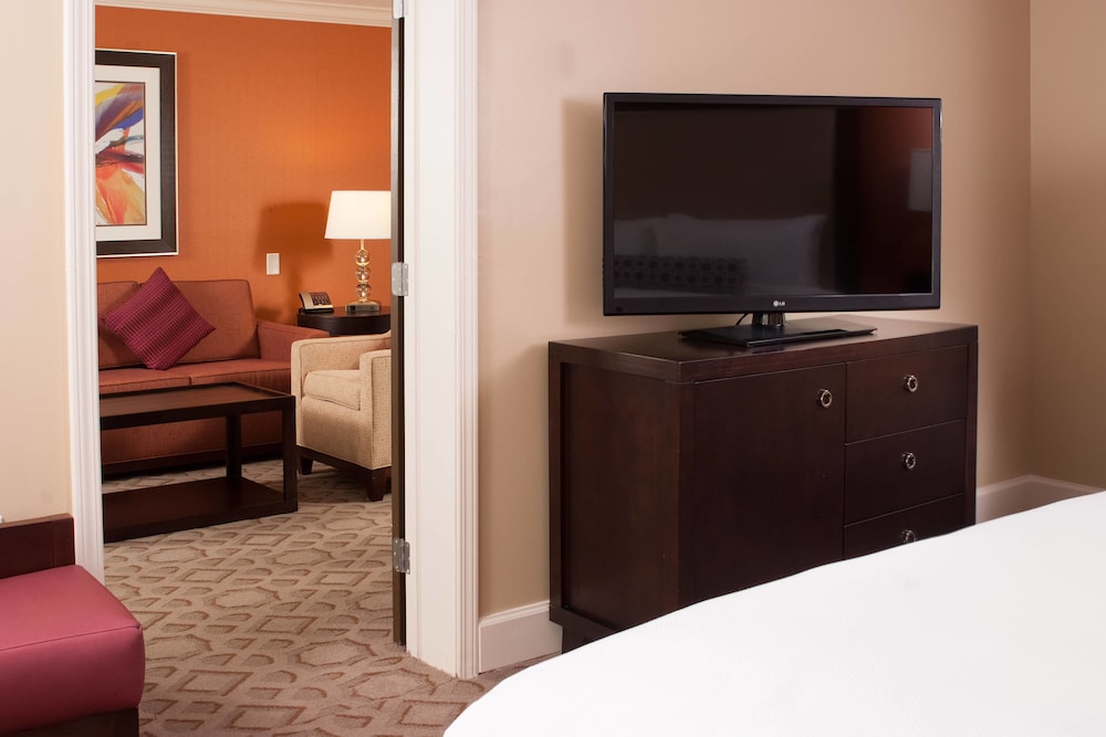 Delta Hotels By Marriott Orlando Lake Buena Vista 27/57