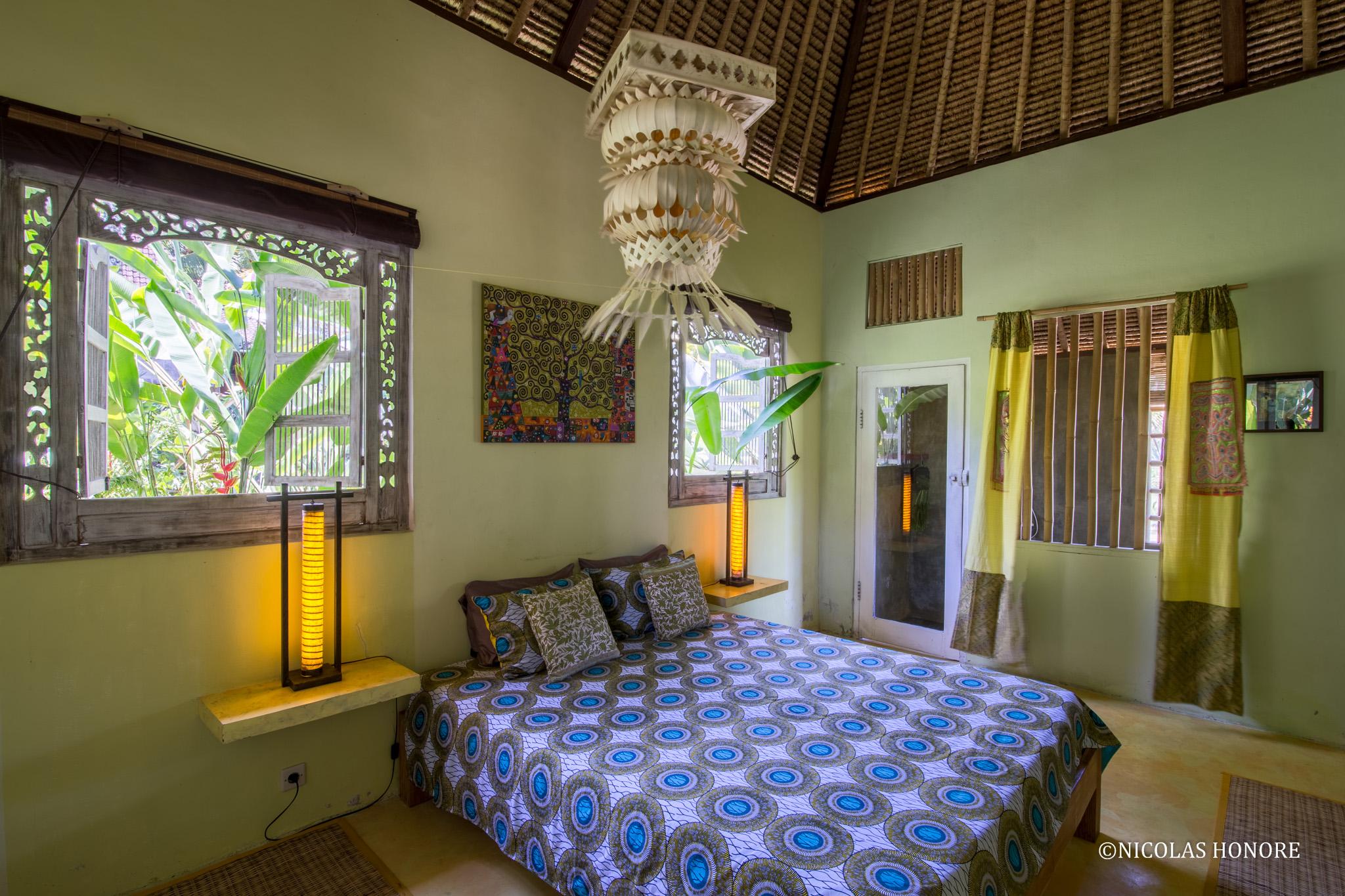 ROOM, DOUBLE BED