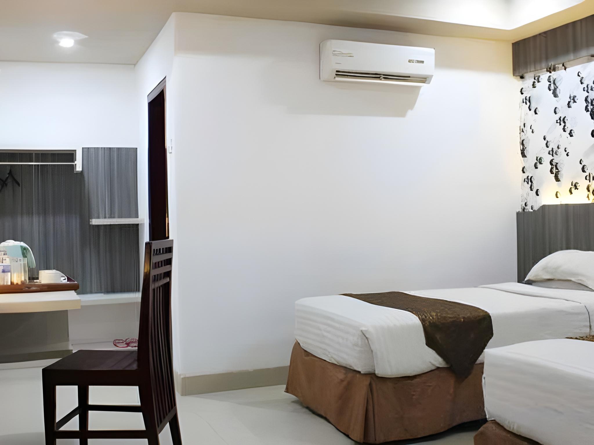 Superior, Twin Beds