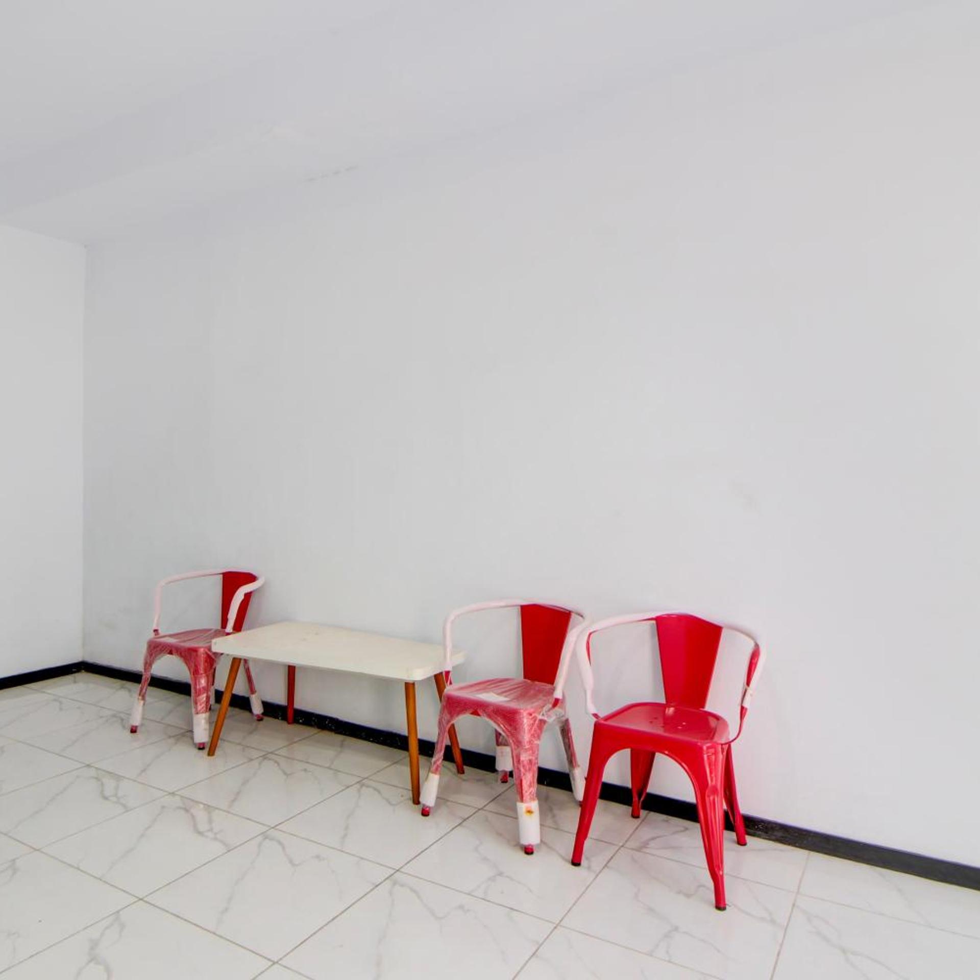 Hotel O Stasiun Tegal Near Alun-Alun Formerly Ameera Guest House 29/33
