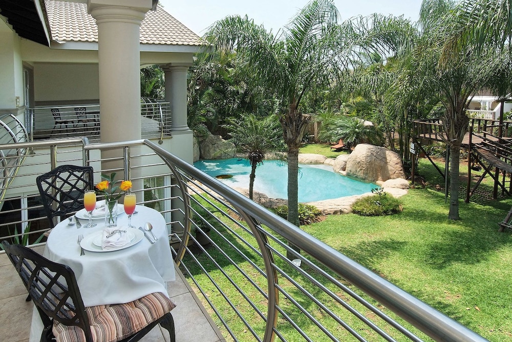 Ushaka Manor Guest House 29/37