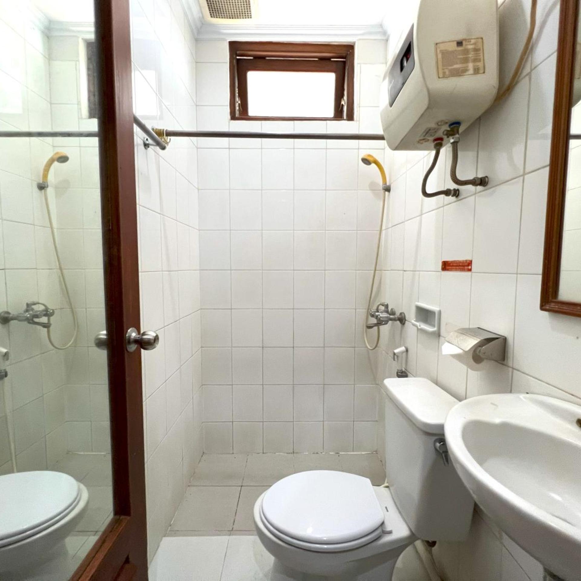 OYO 3819 Hotel Winotosastro 25/33
