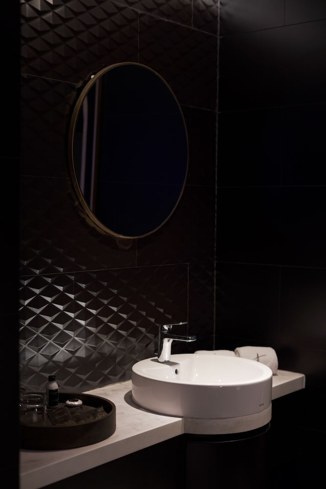 Awann Sewu Boutique Hotel and Suite 24/59