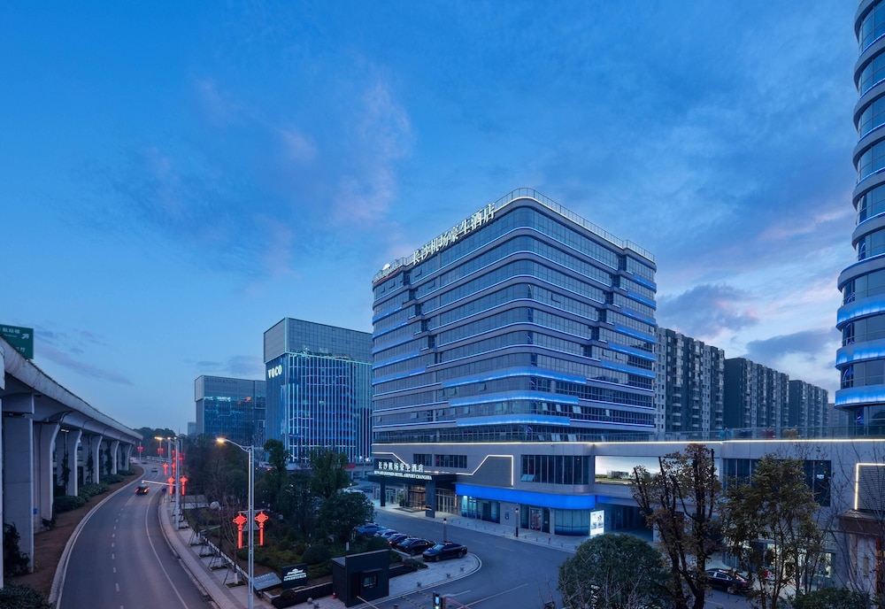 Howard Johnson Airport Hotel Changsha 6/58