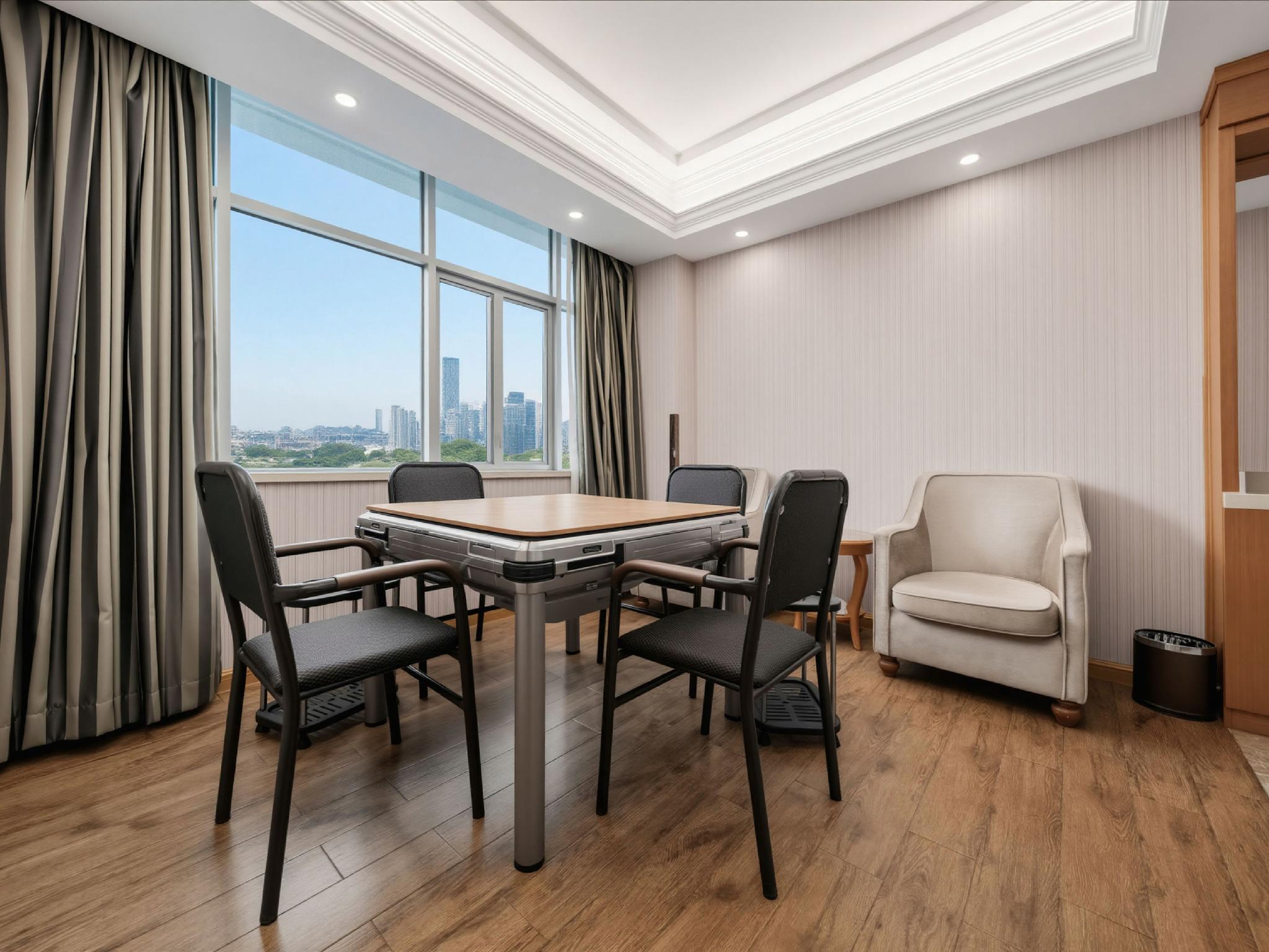 Vienna hotel (Huidong and run pedestrian street) 49/55