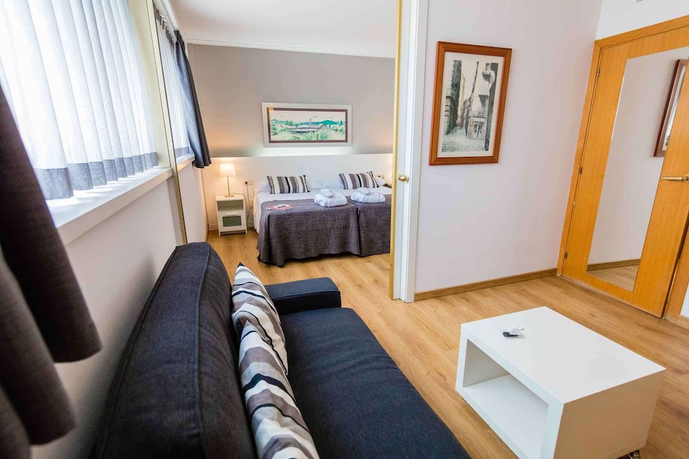 Aparthotel Atenea Barcelona 58/78