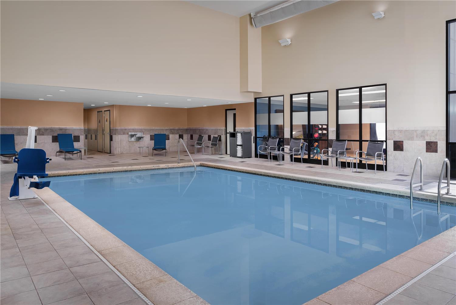 Hampton Inn Suites By Hilton Omaha Downtown 24/46