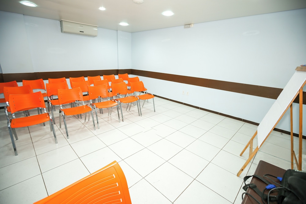 Dan Inn Sao Carlos by Nacional Inn 55/63