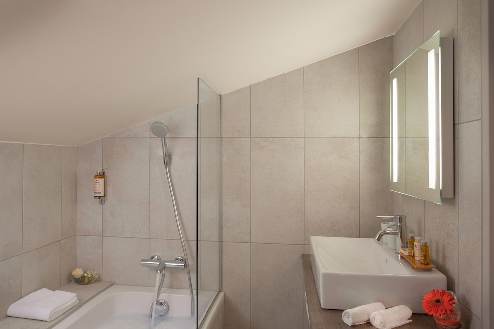 Heliopic Hotel Spa 15/72