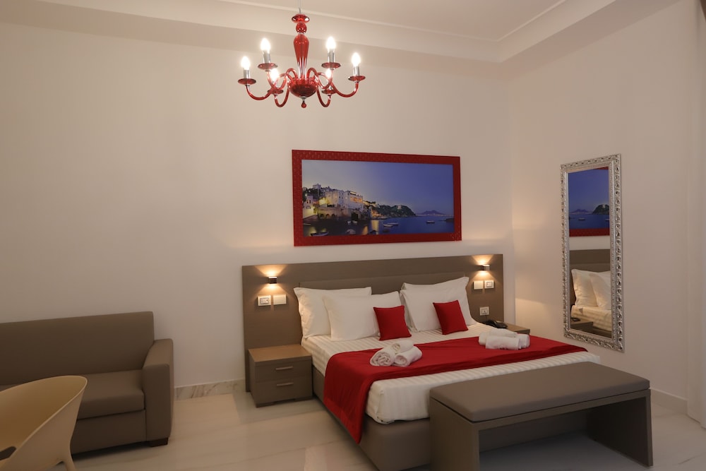 Mecla Suites 9/19