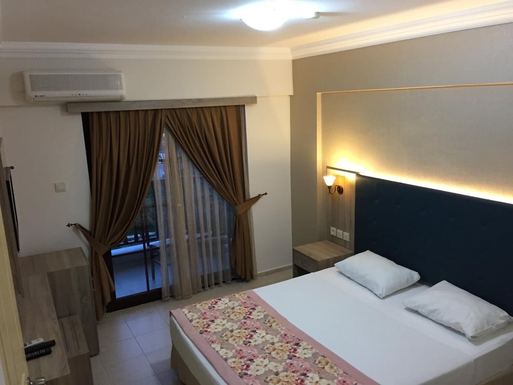 Hamle Hotel 15/48