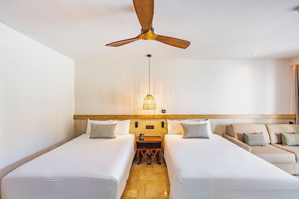 Swim Up, Premium, Junior Suite, 2 Double Beds