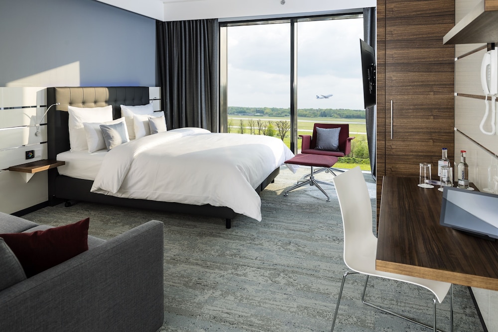 Airport Plaza Hotel Hamburg 18/43