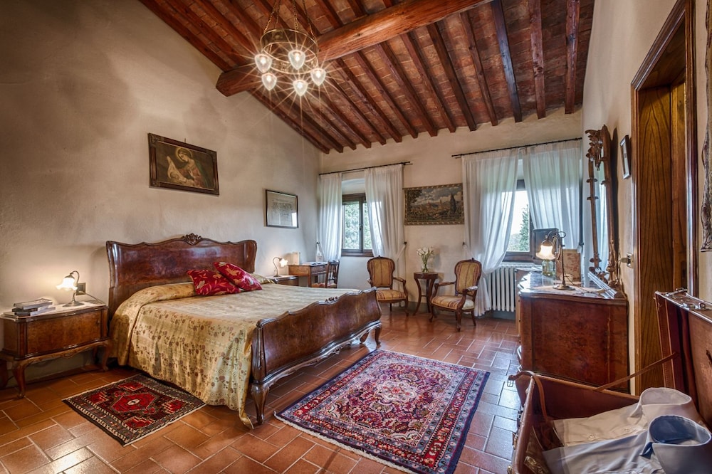 Villa Campestri Olive Oil Resort 7/48