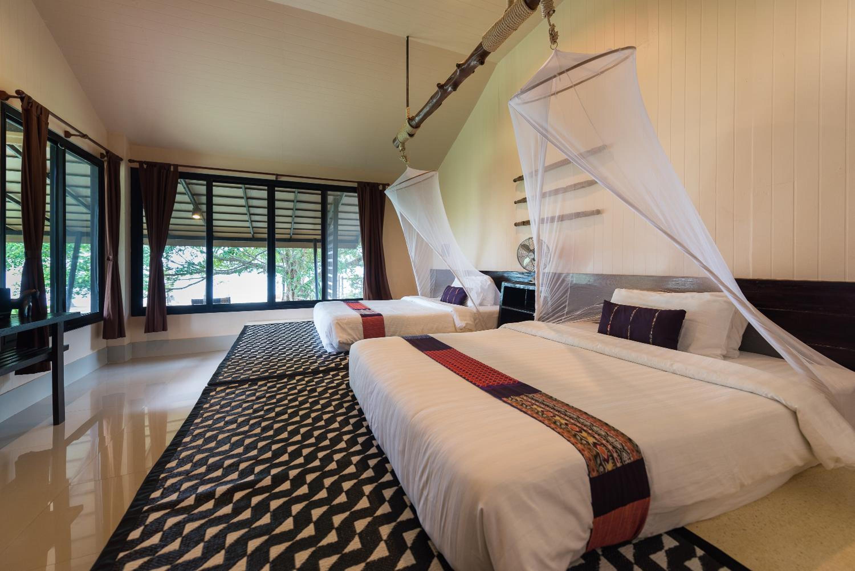 Seavana Koh Mak Beach Resort 7/50