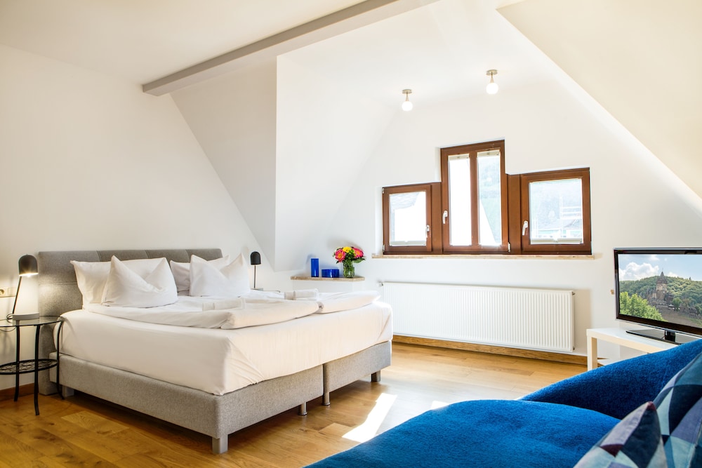 Premium, King Bed