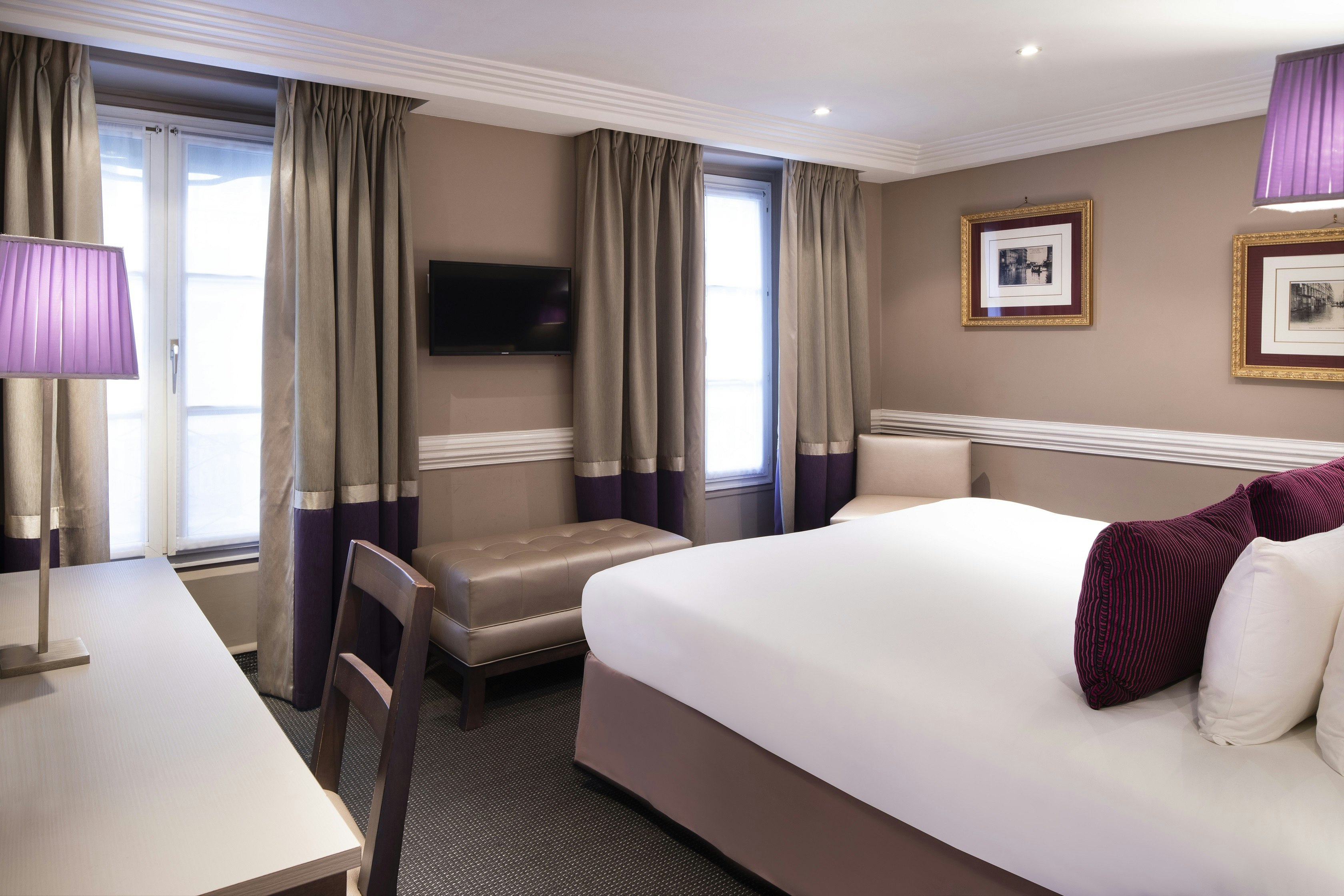 Elysees Hotel 6/40