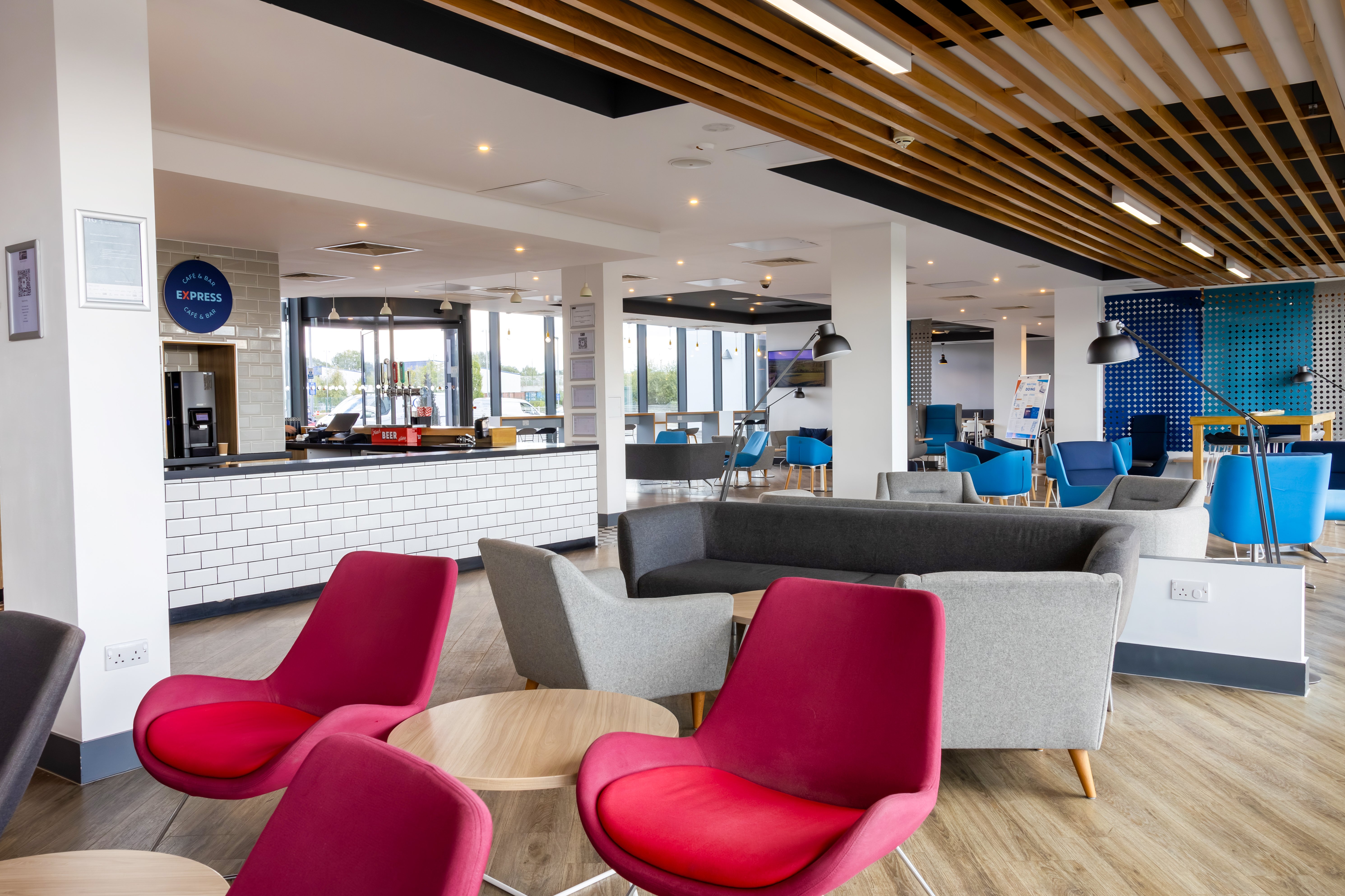 Holiday Inn Express Manchester Traffordcity 53/78