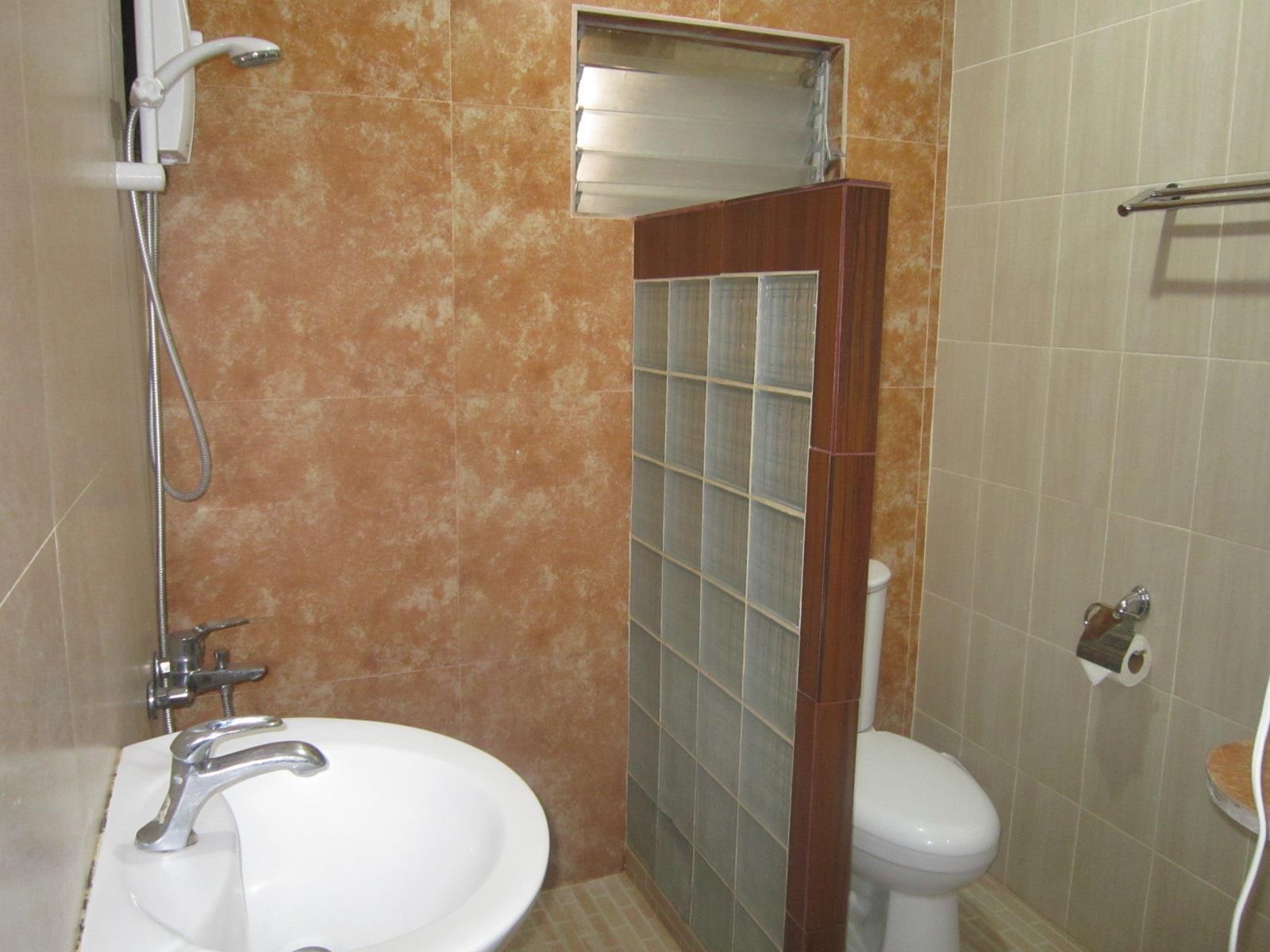 Plaza Maria Luisa Suites Inn 38/38