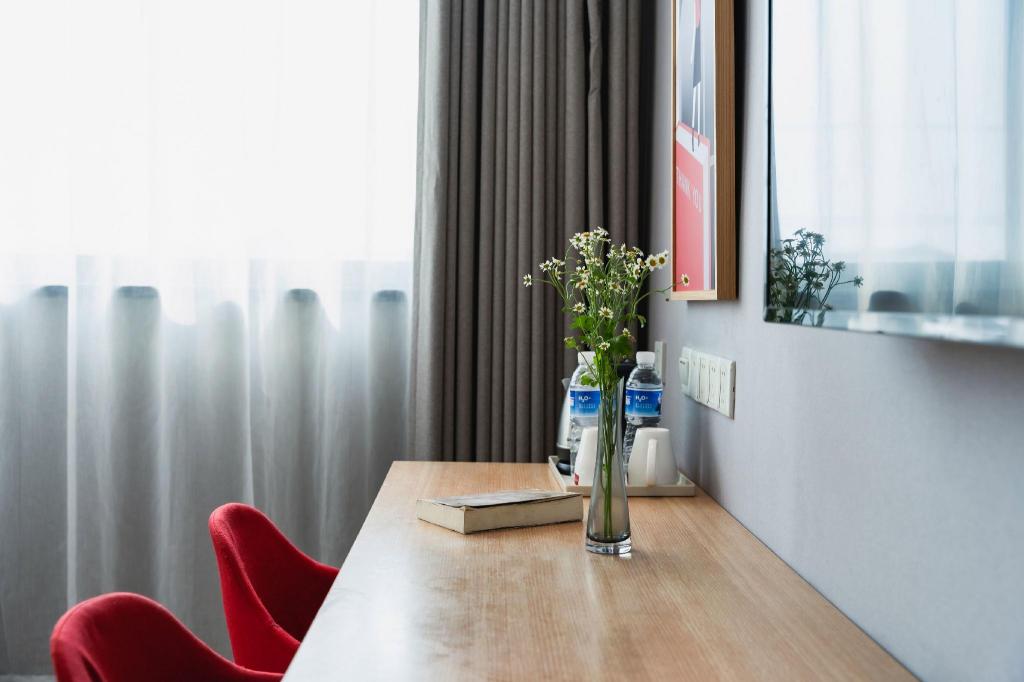 Thank Inn Plus Hotel Shanghai Songjiang District Yexie Town Yexingong Road 8/42