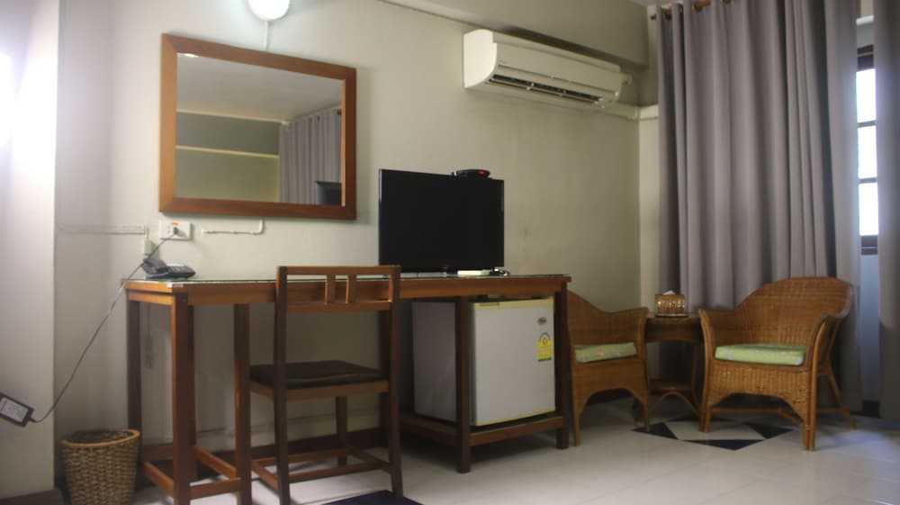 Sun Hotel 52/63