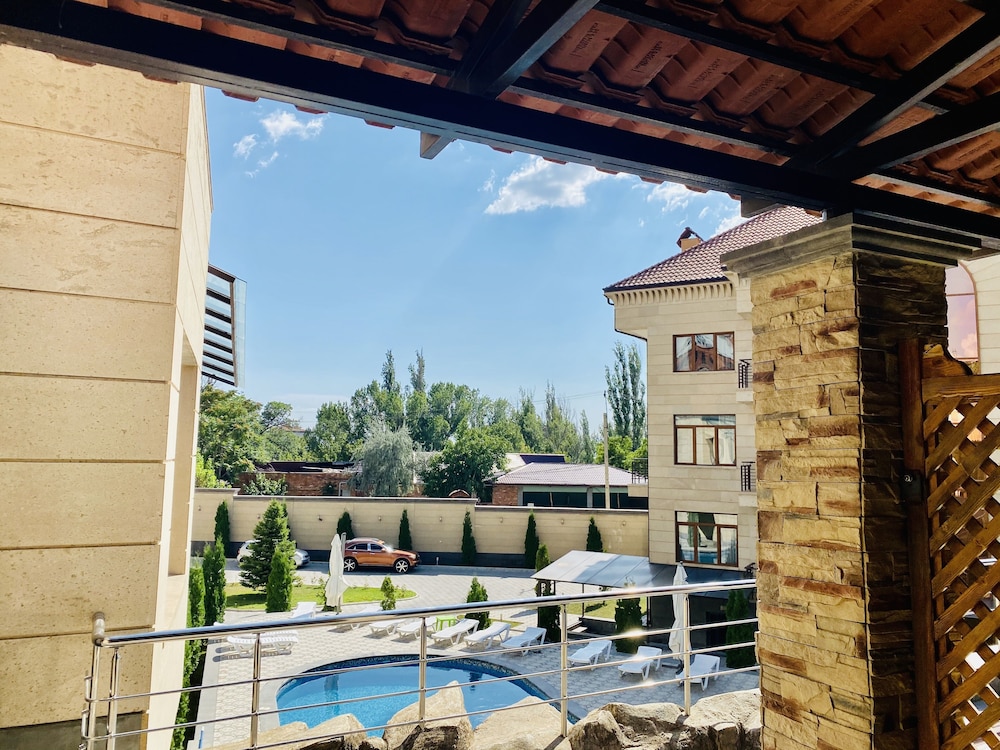 Grand Hills Hotel 21/50